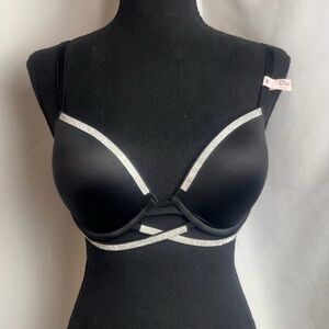 NWOT VICTORIA’S SECRET VERY SEXY Shine Cradle Push Up in Black